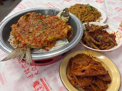 -堂瓦里·33年传统赣菜(第一街区店)