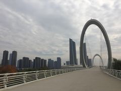 -南京眼步行桥