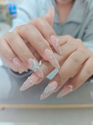 -瞧·享轻奢美甲美睫
