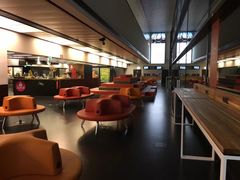 -维也纳国际机场