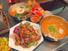 -许哥东北烧烤·铁丳烤串·宫后夹肉(繁花中心店)