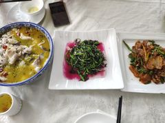 -聚丰园•湖鲜餐厅(阿红私房菜梅石路店)
