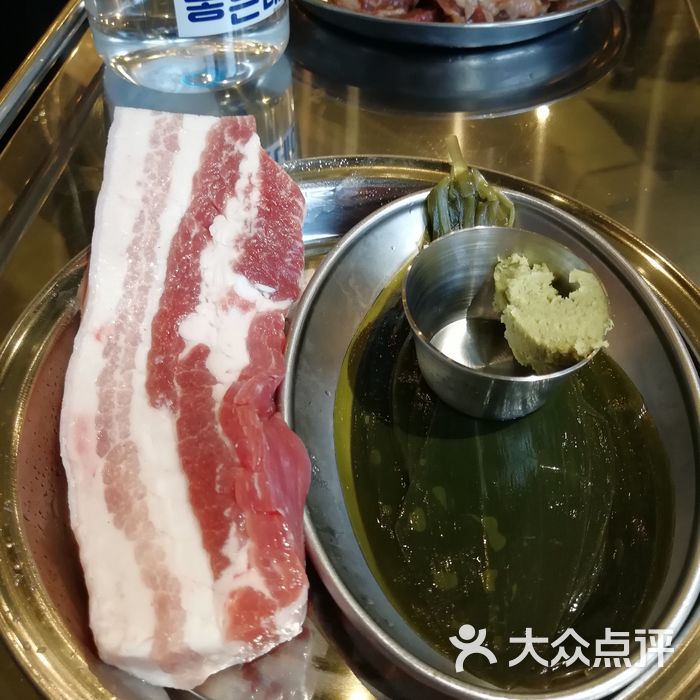 南浦洞肉铺山蒜叶猪五花图片-北京韩国料理-大众点评网
