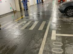 -中信泰富·又一城-停车场