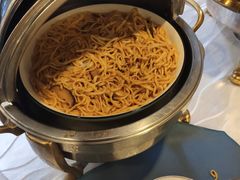 -深圳富苑皇冠假日套房酒店