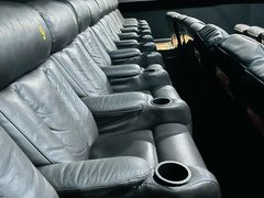 -大光明丽星VIP影城(昌里路杜比全景声店)