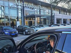 -奔驰上海利星(七宝店)