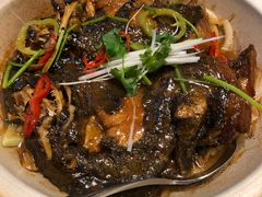 -鞍山大白鲨美食酒店
