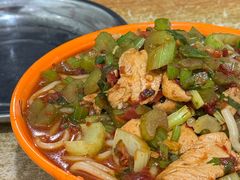 -玲玲米粉·新疆现炒米粉(大十字总店)