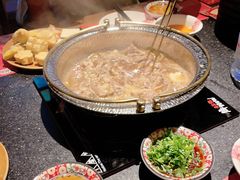 -牛New寿喜烧(虹桥新天地店)