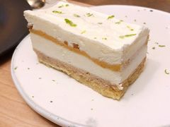 咸蛋黄蛋糕-知亘茶食