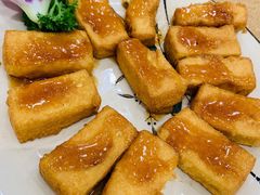 鲍汁客家豆腐-正宗鸡饭粤香酒家(朱村店)