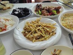 -天乐农家鱼头王(天目湖店)
