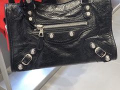 -BALENCIAGA(比斯特苏州购物村店)