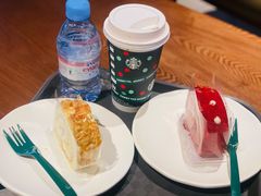 -星巴克(杭州湖滨银泰E区店)