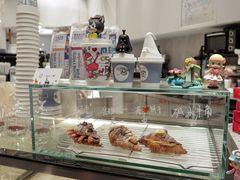 面包甜点陈列柜-Something For(中洲湾店)