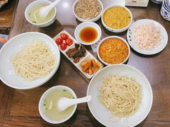 -裕兴记•蟹黄面馆(人民广场店)