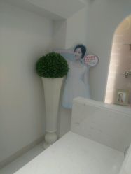 -咪咪专业脱毛连锁机构