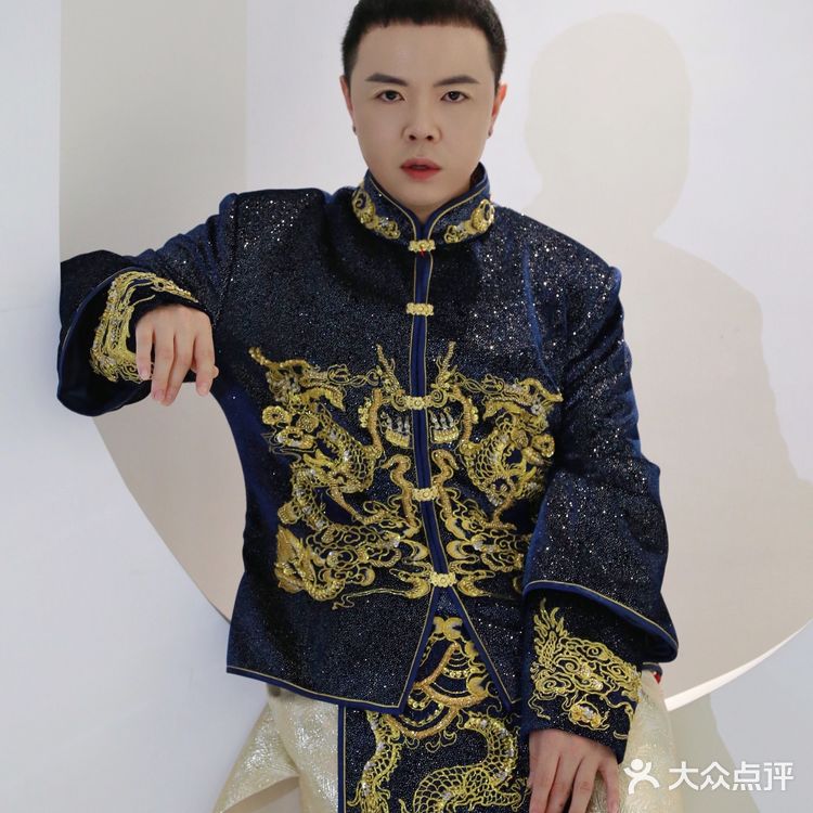 男生的中式婚服居然也能好看到炸裂💥