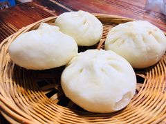 葱肉包子-石家包子(大学习巷店)