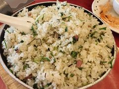 -侬佳蒸菜馆(听潮店)