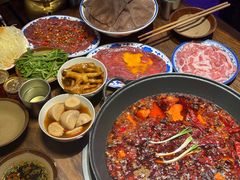 -萍姐火锅·公路夜市(武汉首店)