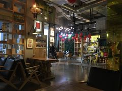 大堂-奇醜的猴子咖啡(财信广场店)