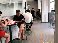-肯德基(成山路地铁站店)