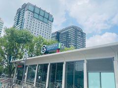 -资和信百货商场