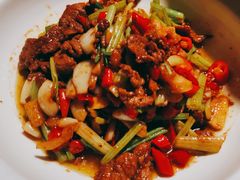 土芹菜炒黄牛肉-湘语·湖南家常菜(新洲店)
