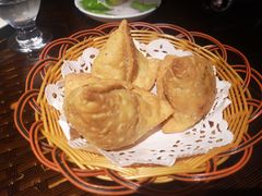 薯茸青豆炸三角-Bombay Grill印度餐厅