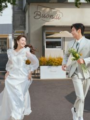 -花田映像婚纱摄影(龙岗店)