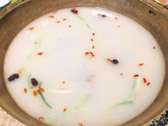 白汤乌鱼-颜氏双江清水鱼一养身火锅(磁器口店)