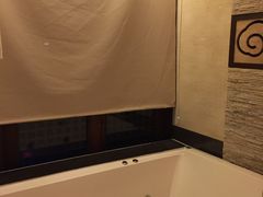 -三亚亚龙湾雅高铂尔曼别墅度假酒店