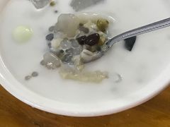 椰子水清补凉-清爽清补凉