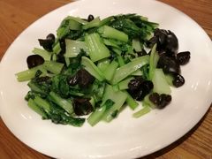青菜-芳草地度假酒店·野炉中餐厅