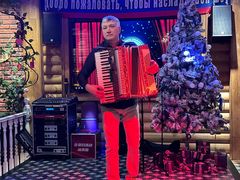 -米德维奇俄式西餐厅(西六道街店)