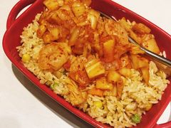 酸辣泡菜虾球鸡肉炒饭-明腾壹间茶餐厅(新都会花园广场店)