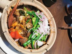 -啫响粤煲料理(万好大厦店)