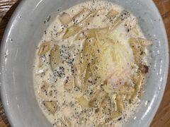 -玛格萝妮比萨屋(四平店)