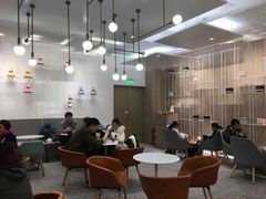 大堂-奈雪的茶(市百一店)