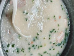 新鲜猪杂粥-南记食粥坊·宵夜大排档(南桂店)