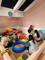 -奈尔宝·儿童乐园·亲子餐厅(华采天地店)
