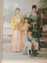 -米兰贝贝·高端儿童摄影旗舰店