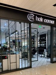 -HAIR CORNER