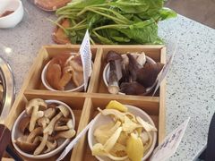 -阿婆情腊排骨火锅(金虹路店)