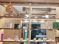 -霸王茶姬(南强街店)