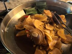 -亚龙湾希尔顿自助餐厅·海鲜·烧烤·沙滩BBQ·现场乐队