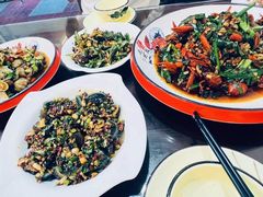 -六弟特色小馆(人民新村店)