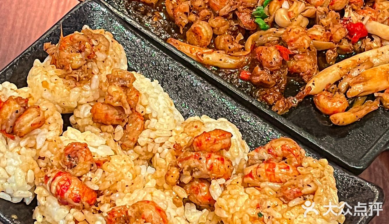 为了吃这个龙虾拌饭，专门坐高铁来了趟深圳